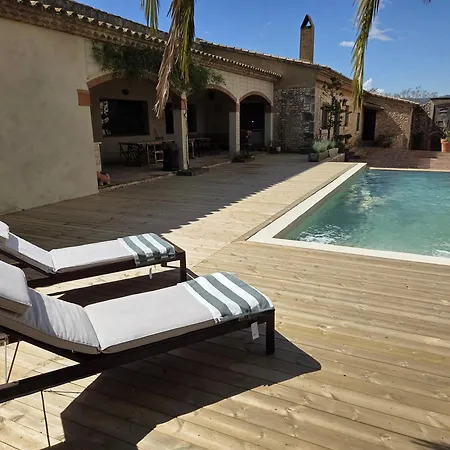 - Pool, Vineyards & Beaches Santa Oliva